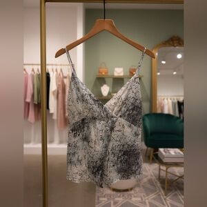 1 STATE ABSTRACT PRINT SURPLICE TOP